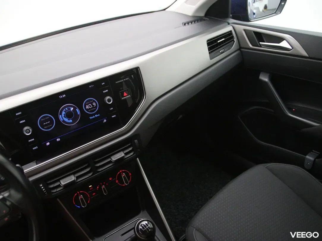 Volkswagen Polo 1 70kW