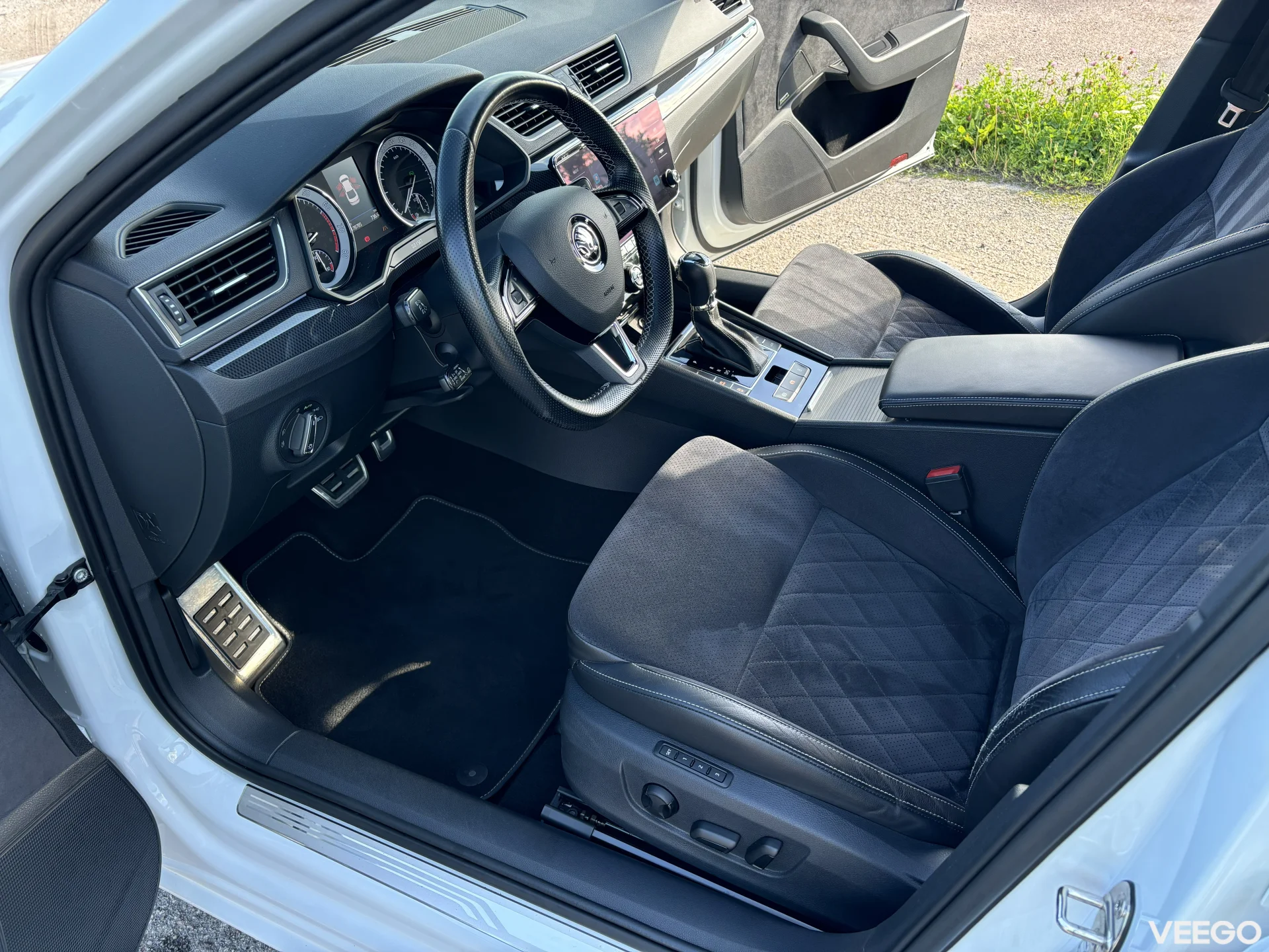 Skoda Superb 1.8 132kW