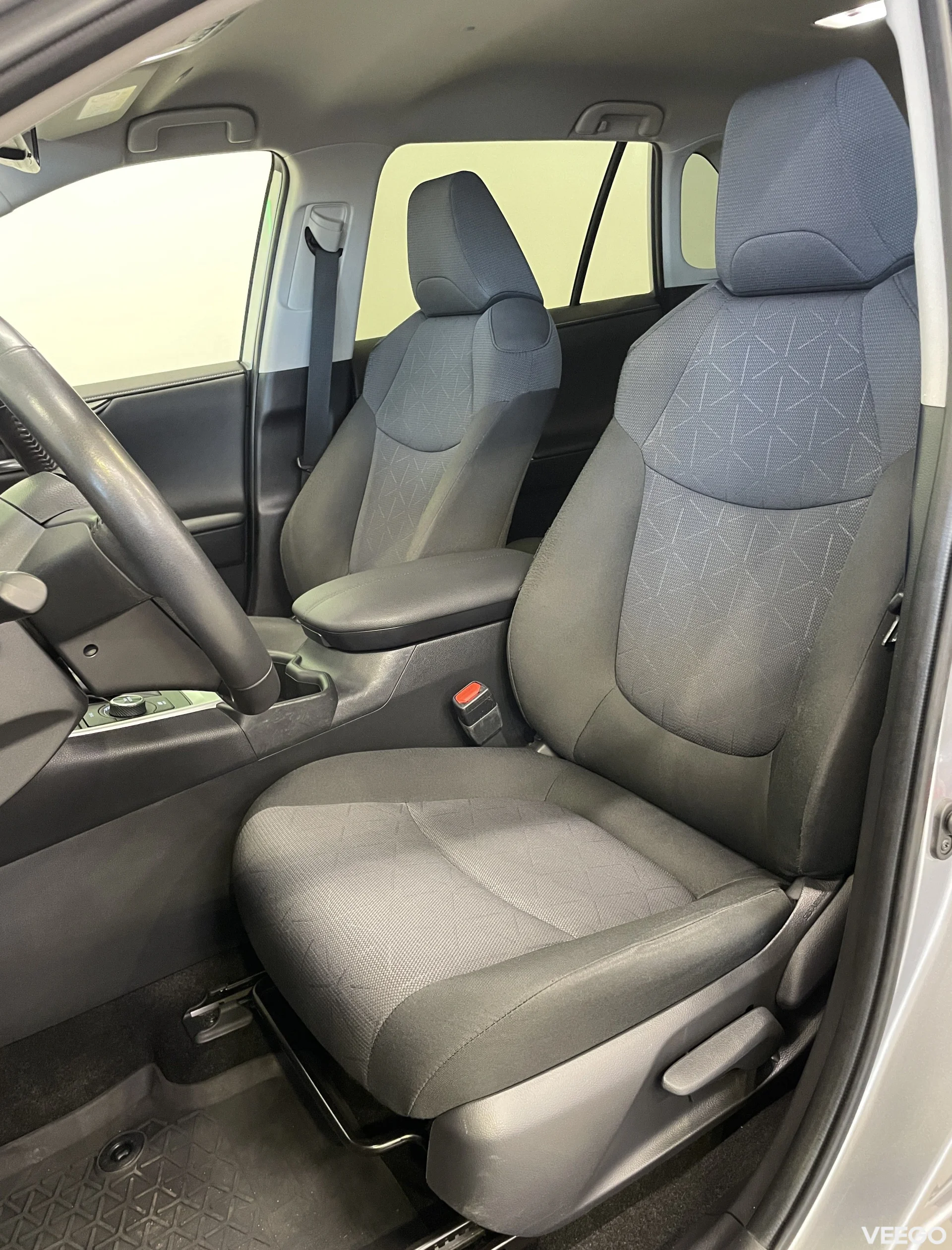 Toyota RAV4 Hybrid Luxury 2.5 131kW