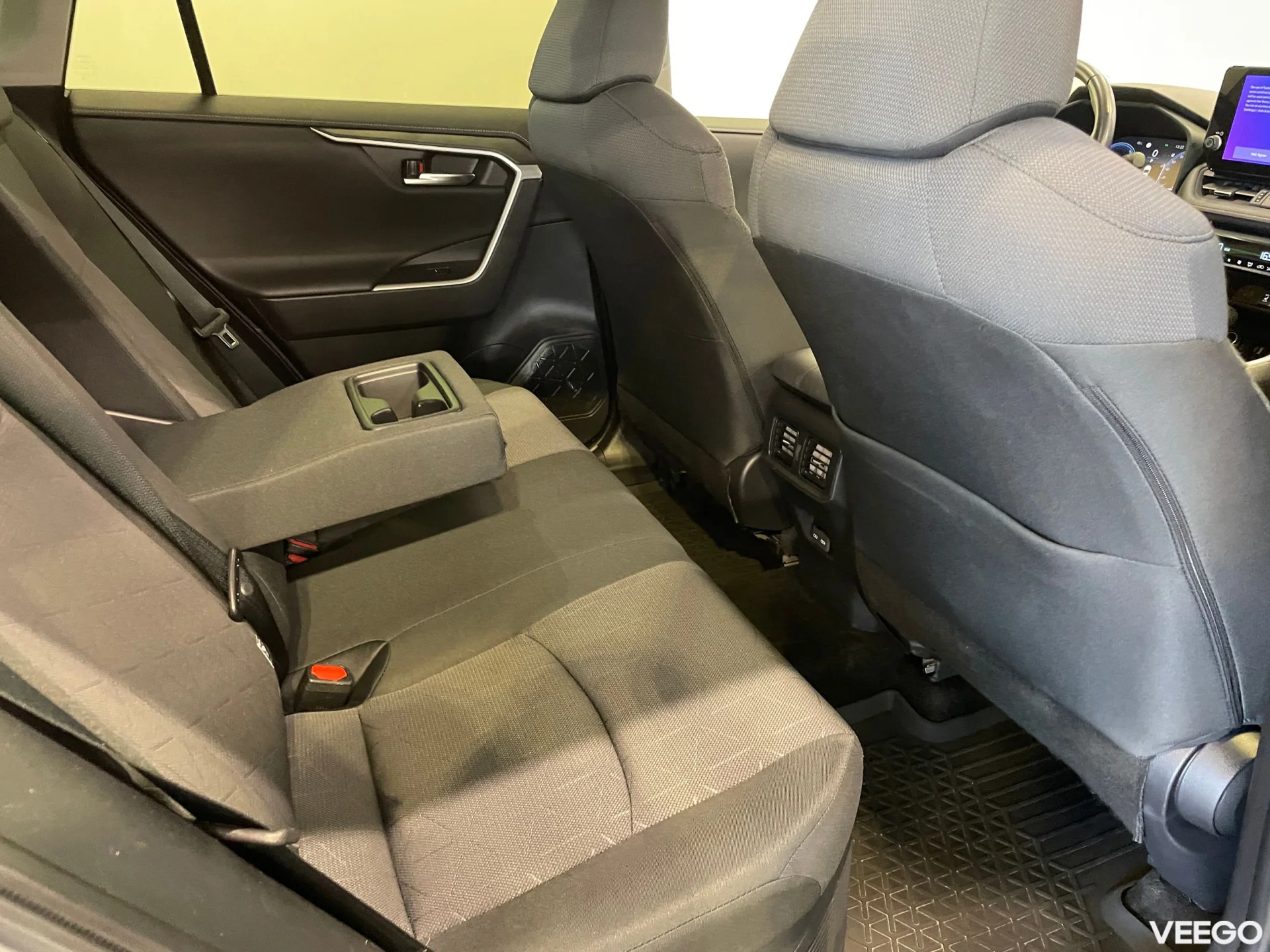 Toyota RAV4 Hybrid Luxury 2.5 131kW