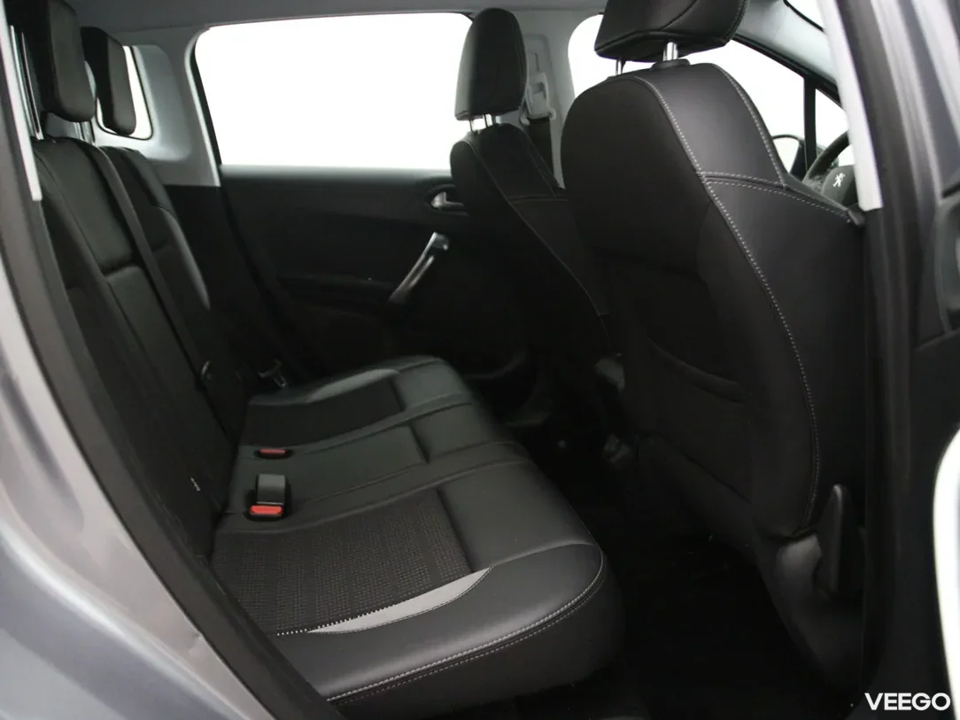 Peugeot 2008 1.2 81kW