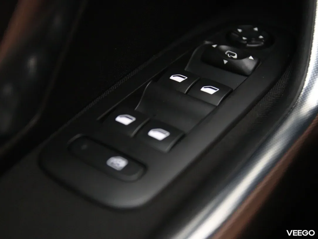 Peugeot 2008 1.2 81kW