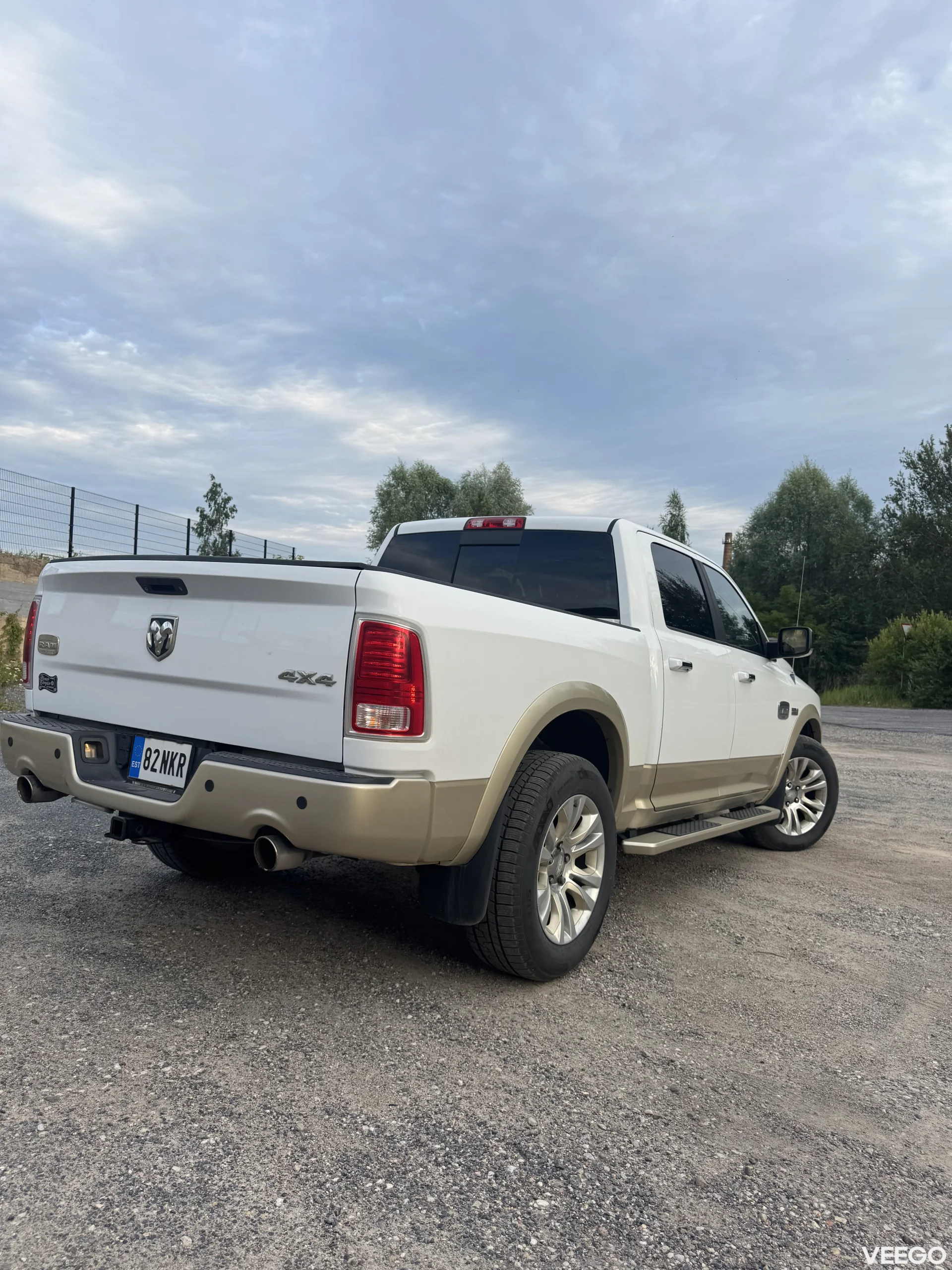 RAM 1500 Laramie Longhorn 5.7 295kW