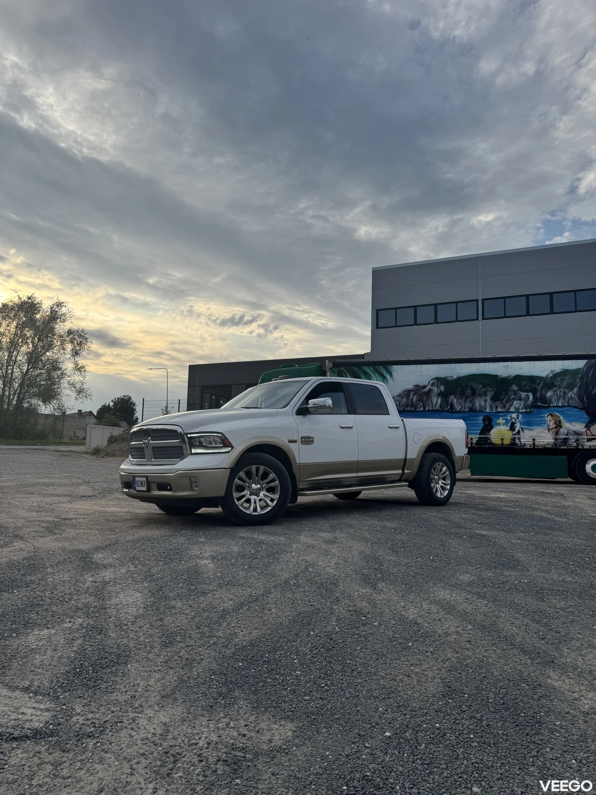 RAM 1500 Laramie Longhorn 5.7 295kW
