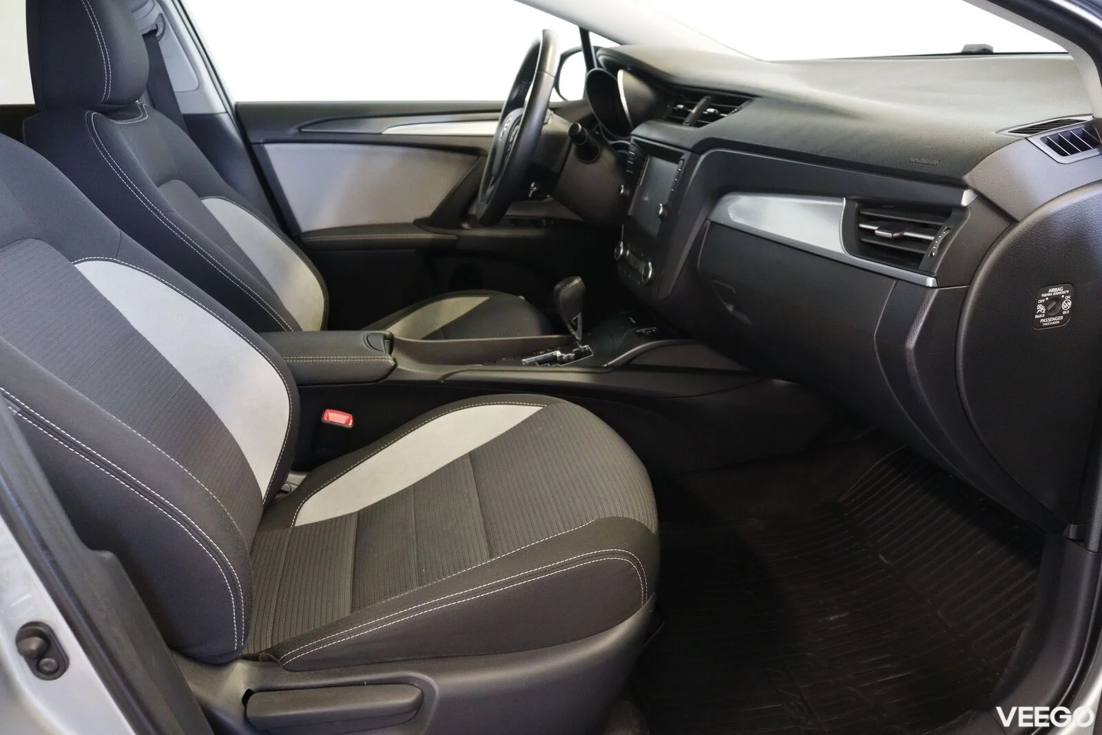 Toyota Avensis 108kW