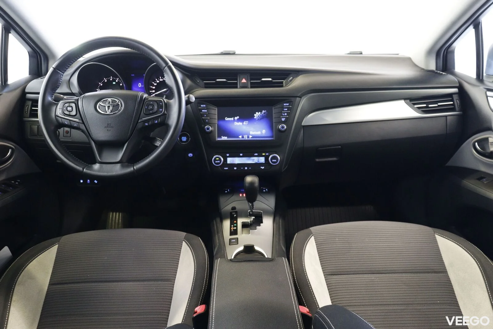 Toyota Avensis 108kW