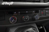 Volkswagen Transporter 2.0 TDI DSG 150HK L2 3-Sits /Drag 110kW thumbnail