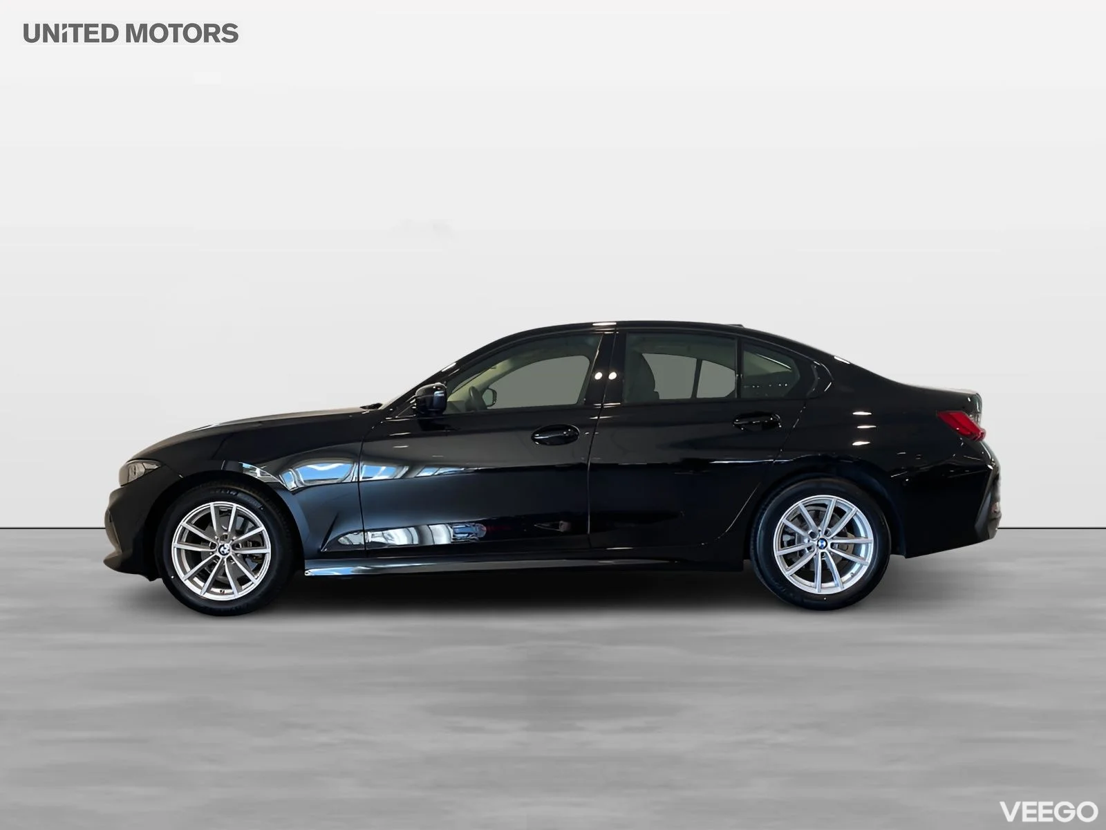 BMW 320 Sportsäte Rattvärme 140kW