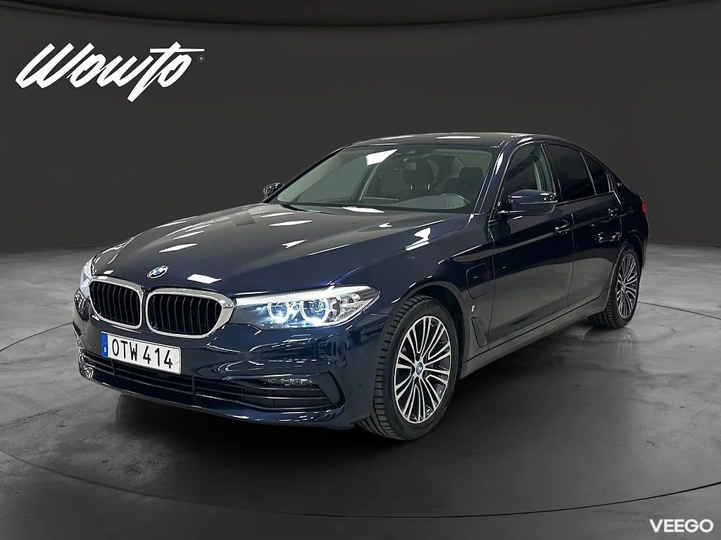 BMW 530 e iPerformance Sedan 252HK Sport Line / Kamera /Navi 135kW