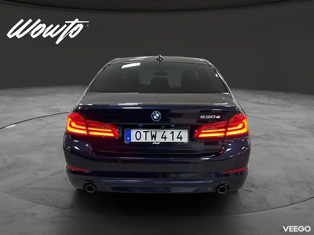 BMW 530 e iPerformance Sedan 252HK Sport Line / Kamera /Navi 135kW