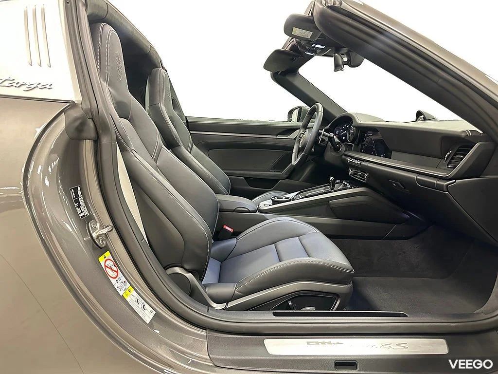 Porsche 911 Targa 4S PDK / Sport Chrono / Bose / Svensksåld 331kW