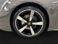 Porsche 911 Targa 4S PDK / Sport Chrono / Bose / Svensksåld 331kW thumbnail