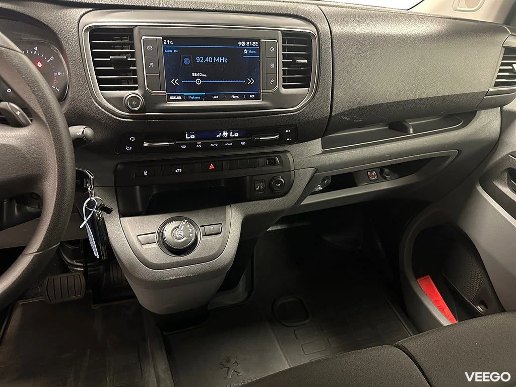 Peugeot Expert Utökat Last 2.0 HDI 144HK L2 3-Sits Moms 106kW