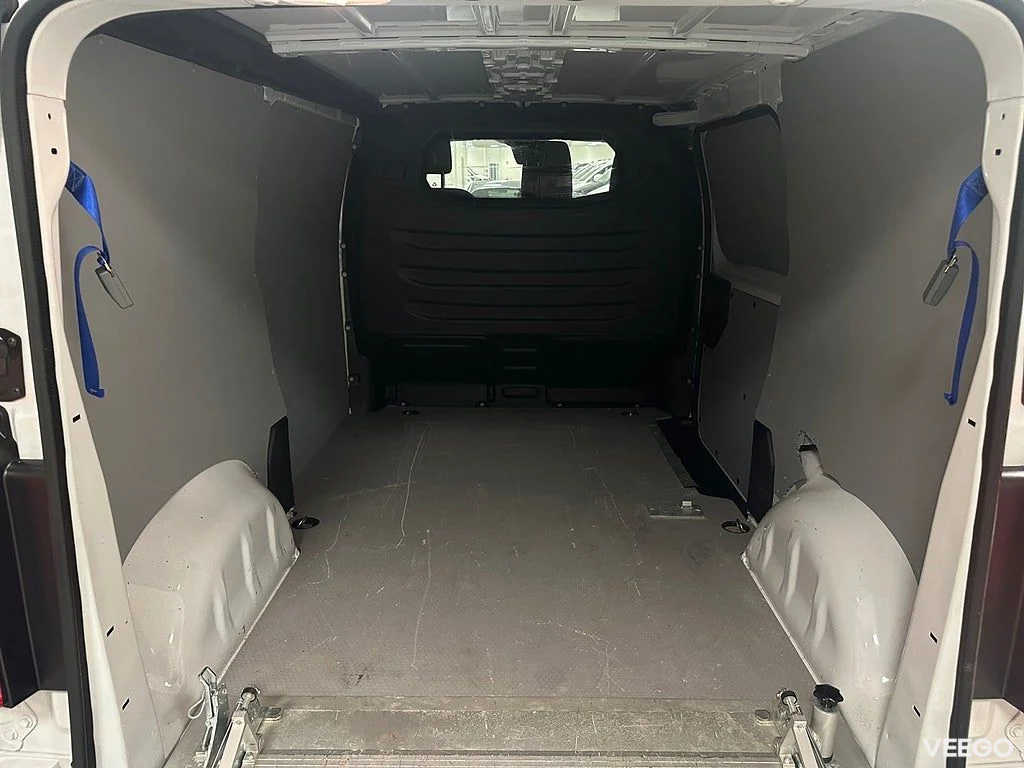 Peugeot Expert Utökat Last 2.0 HDI 144HK L2 3-Sits Moms 106kW