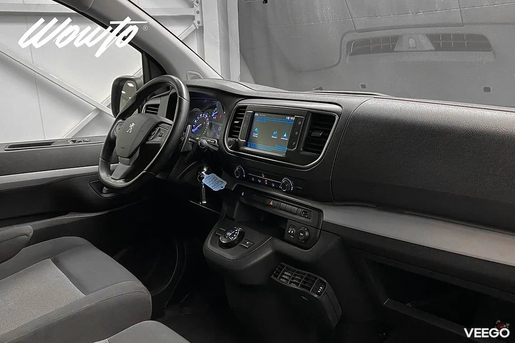 Peugeot Traveller 2.0 BlueHDi Aut 144HK L3 9-Sits Business /Moms 106kW