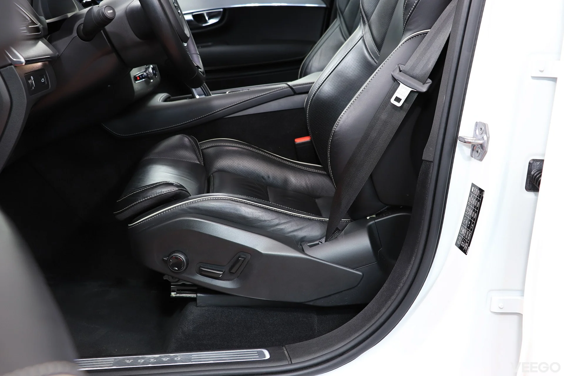Volvo XC90 2.0 173kW