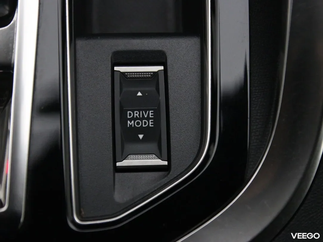 Peugeot 3008 1.6 220kW