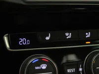 Volkswagen Passat 1.4 160kW thumbnail