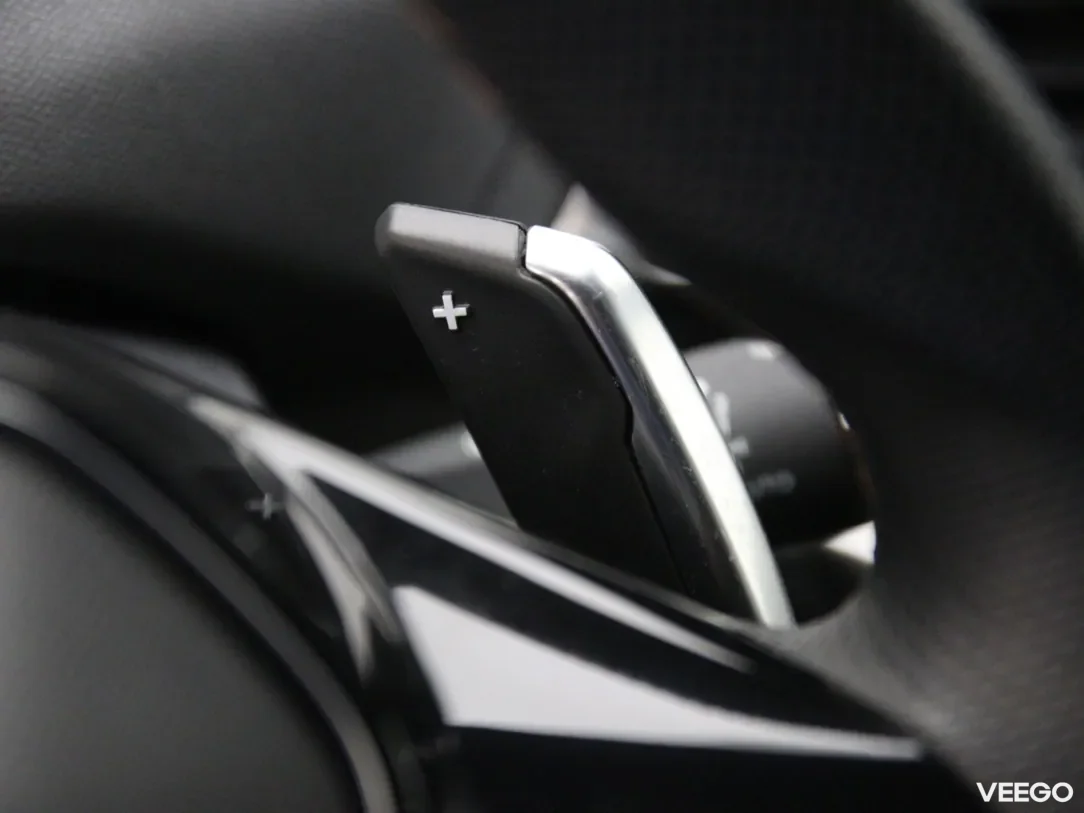 Peugeot 3008 1.6 220kW