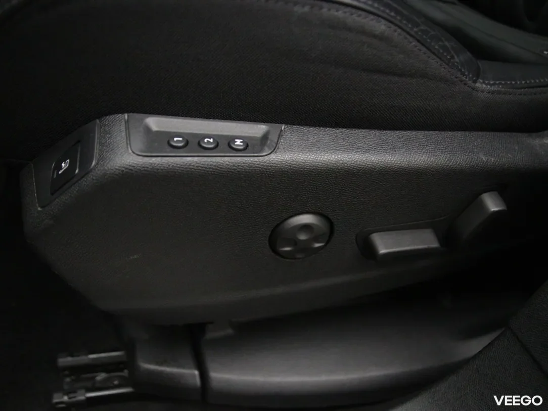 Peugeot 3008 1.6 220kW