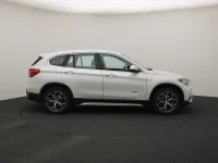 BMW X1 2 141kW thumbnail
