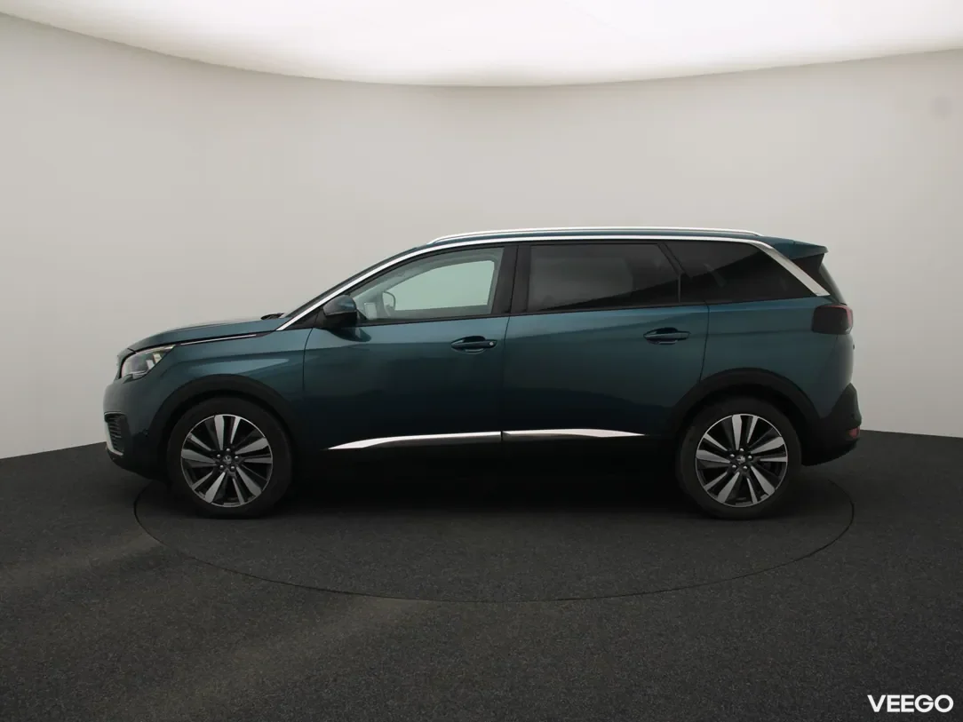 Peugeot 5008 1.2 96kW