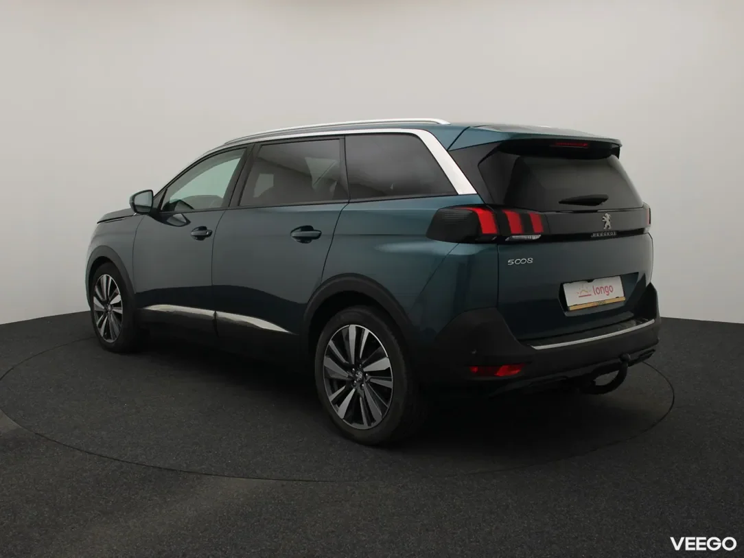Peugeot 5008 1.2 96kW