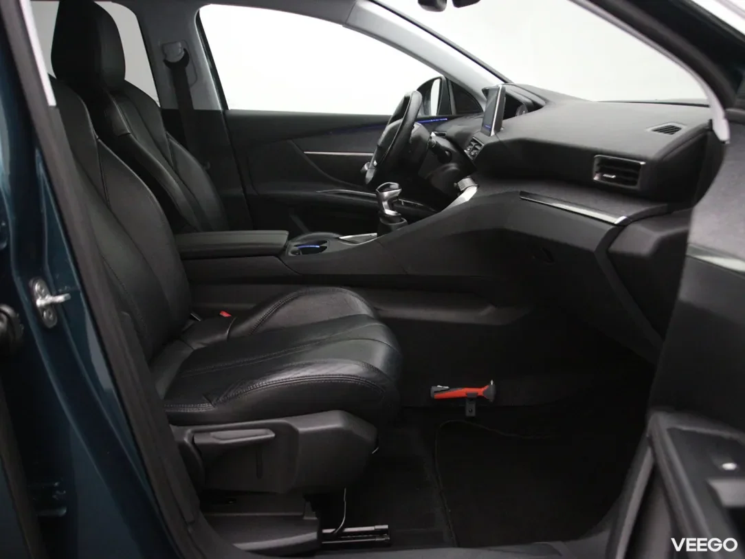 Peugeot 5008 1.2 96kW