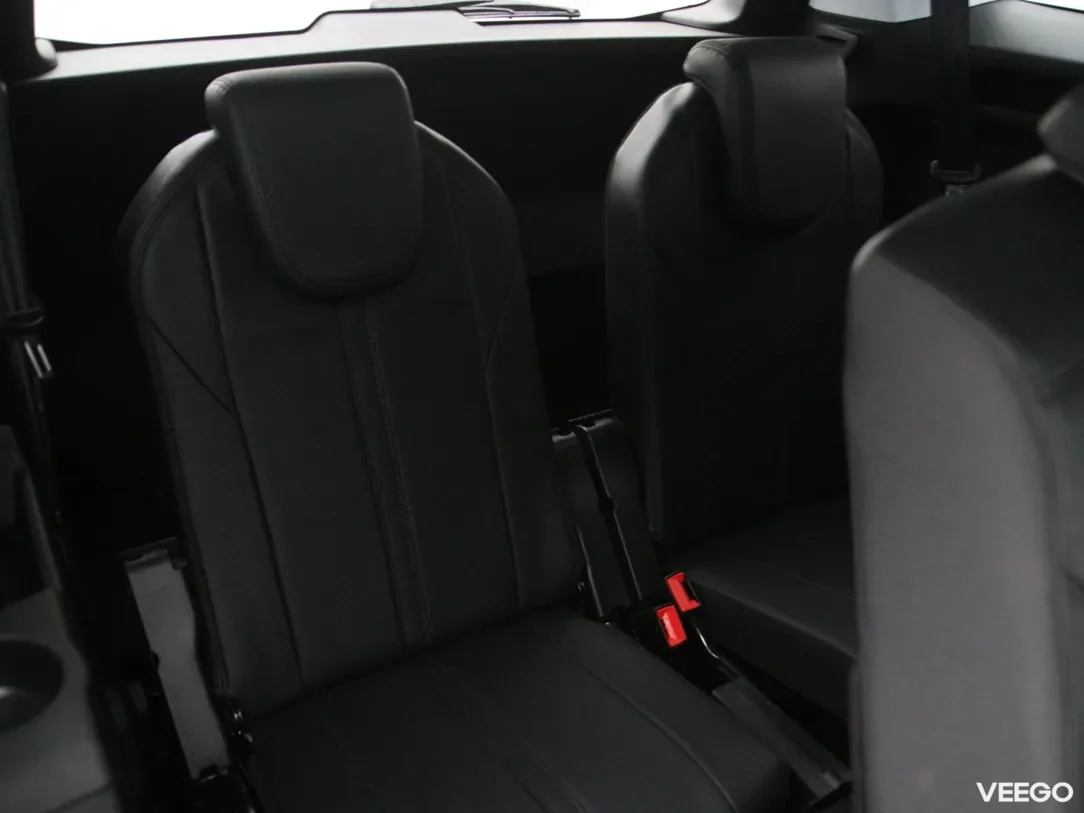 Peugeot 5008 1.2 96kW