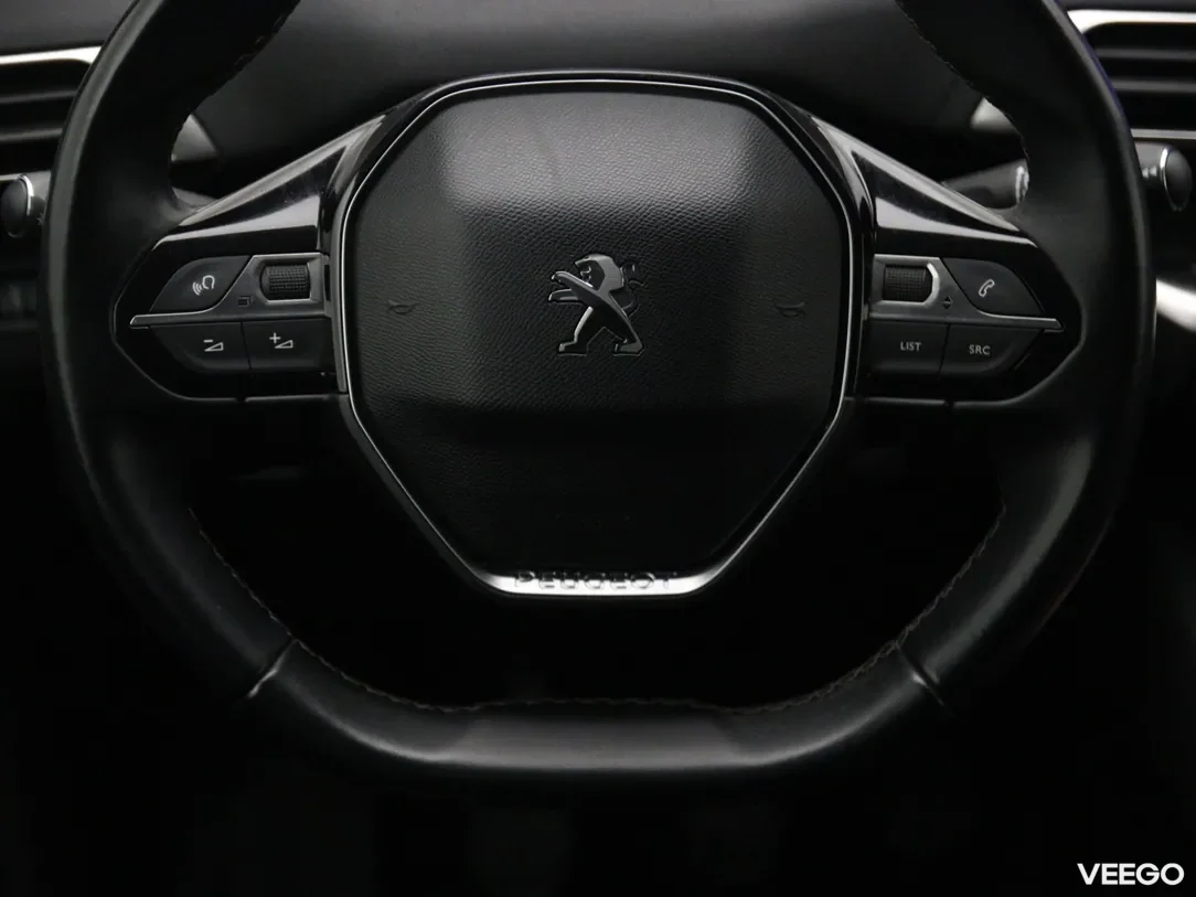 Peugeot 5008 1.2 96kW