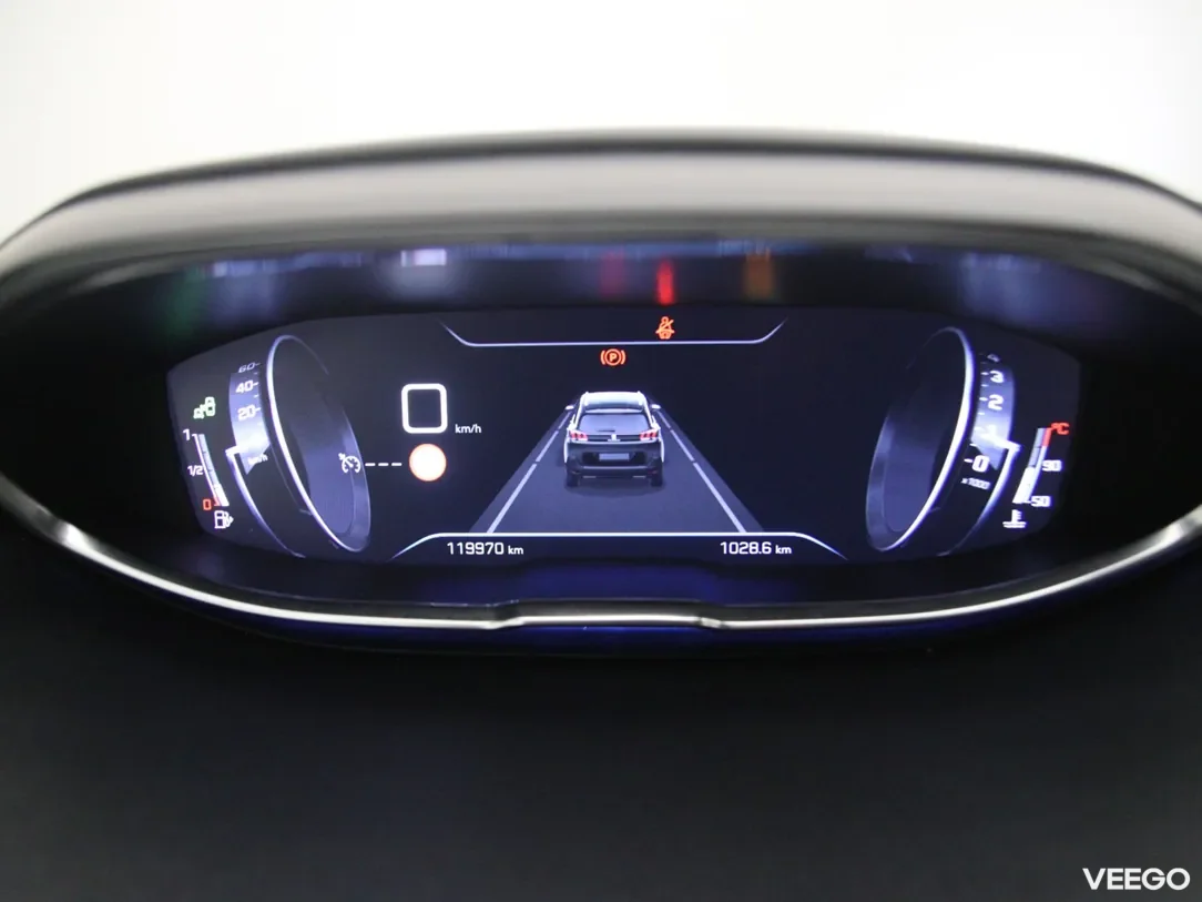 Peugeot 5008 1.2 96kW