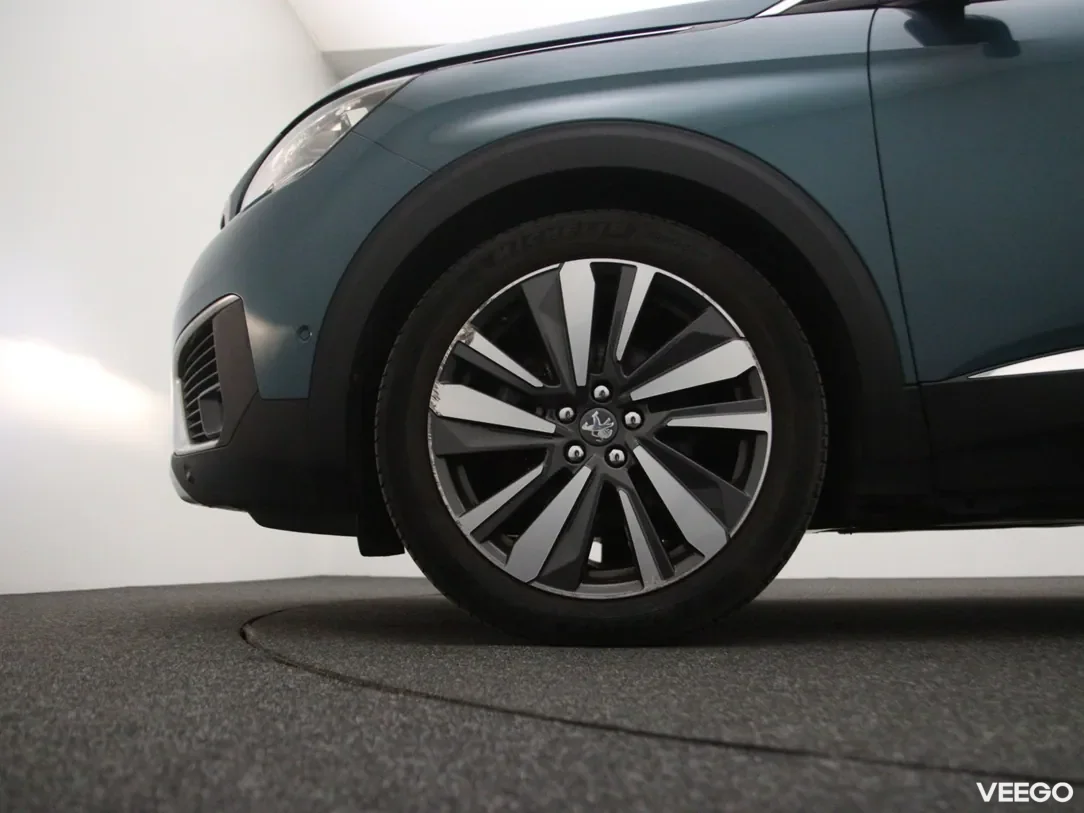 Peugeot 5008 1.2 96kW