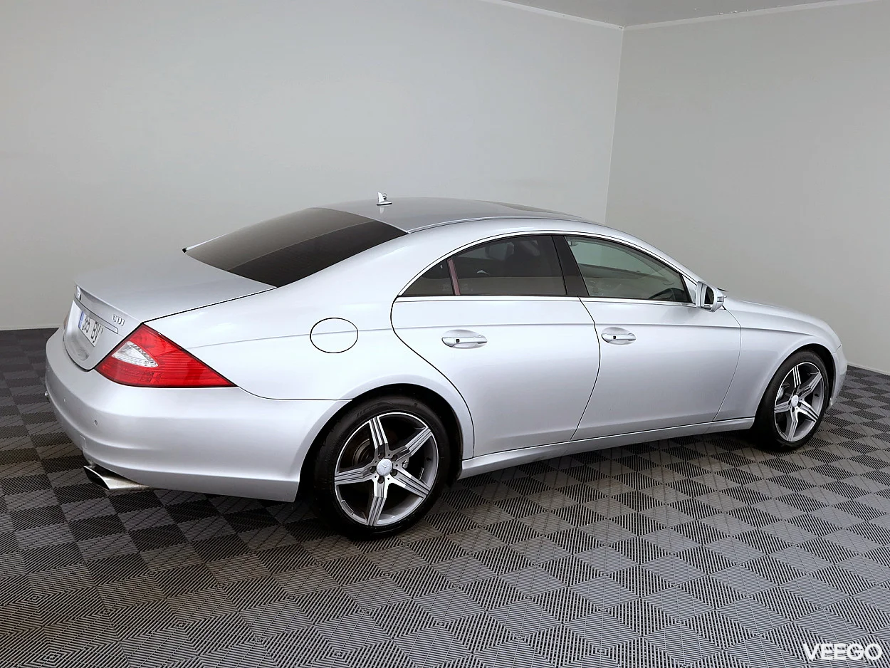 Mercedes-Benz CLS320 3.0 166kW