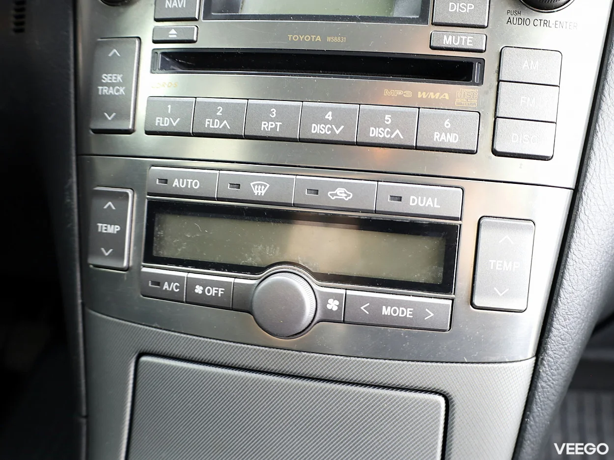 Toyota Avensis 2.2 130kW