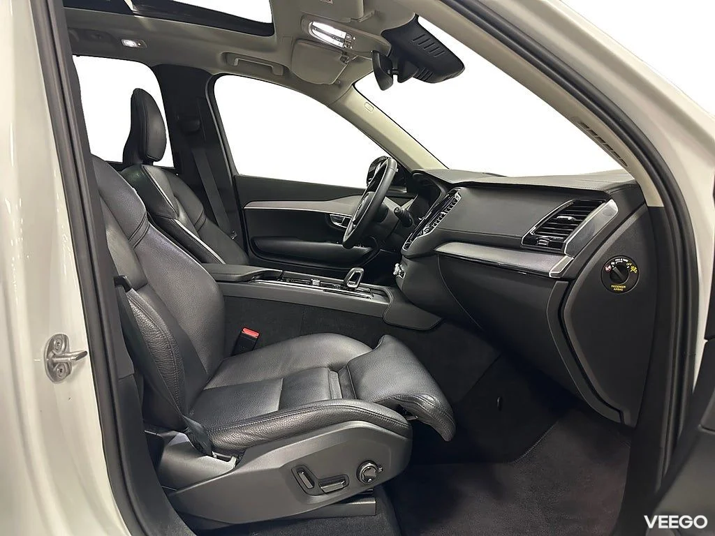 Volvo XC90 B5 AWD 235HK Ultimate Dark Luftfjädring HUD 360° 173kW