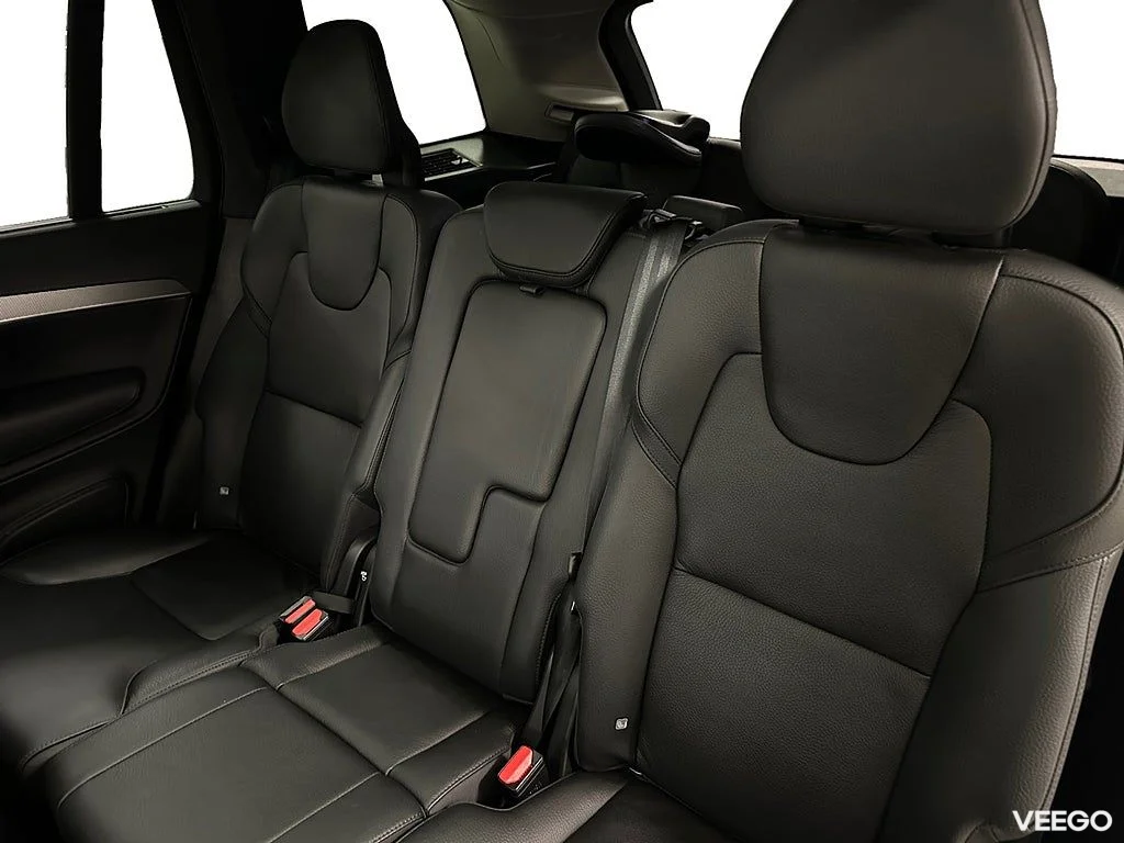 Volvo XC90 B5 AWD 235HK Ultimate Dark Luftfjädring HUD 360° 173kW