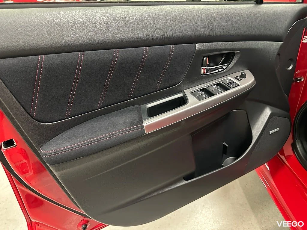 Subaru WRX STI 2.5 300HK AWD / Sv-såld / 1 Brukare / 3868mil 221kW
