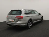 Volkswagen Passat 1.4 160kW thumbnail
