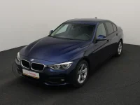 BMW 320 2 140kW thumbnail
