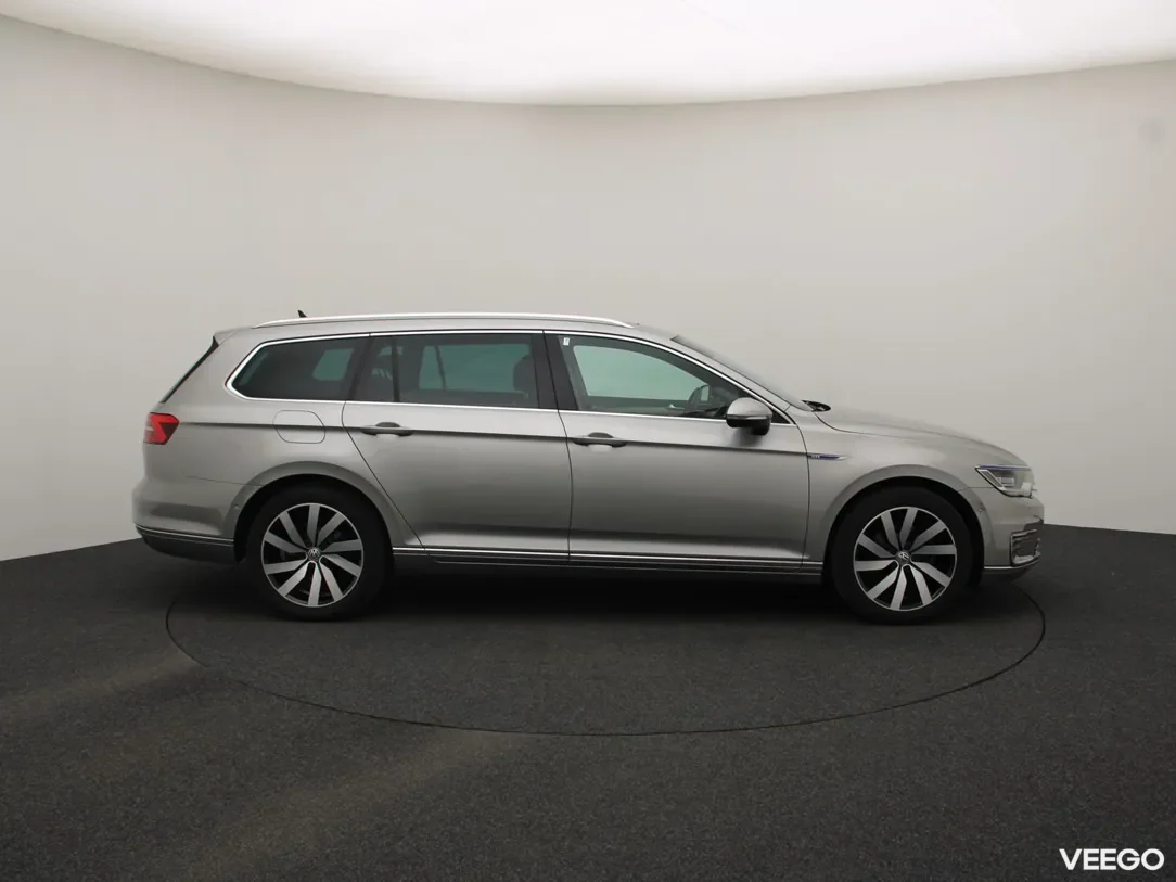 Volkswagen Passat 1.4 160kW