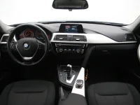 BMW 320 2 140kW thumbnail