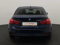BMW 320 2 140kW thumbnail