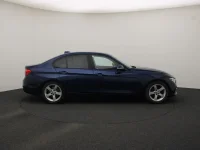 BMW 320 2 140kW thumbnail