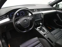 Volkswagen Passat 1.4 160kW thumbnail