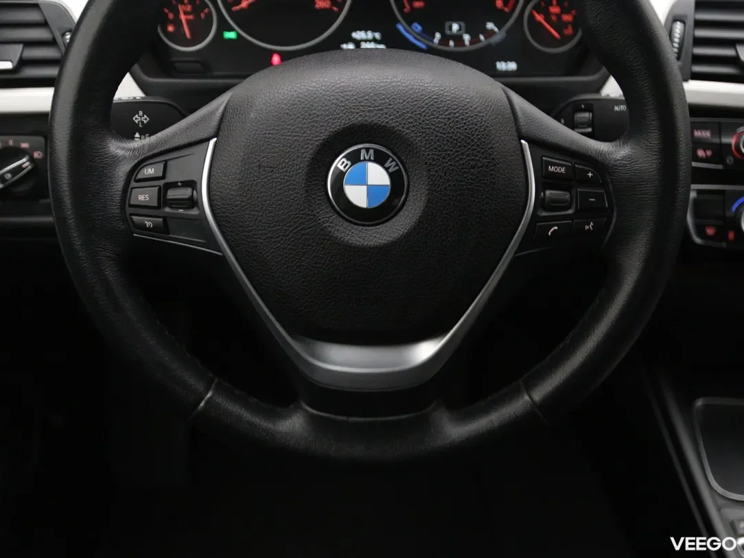 BMW 320 2 140kW