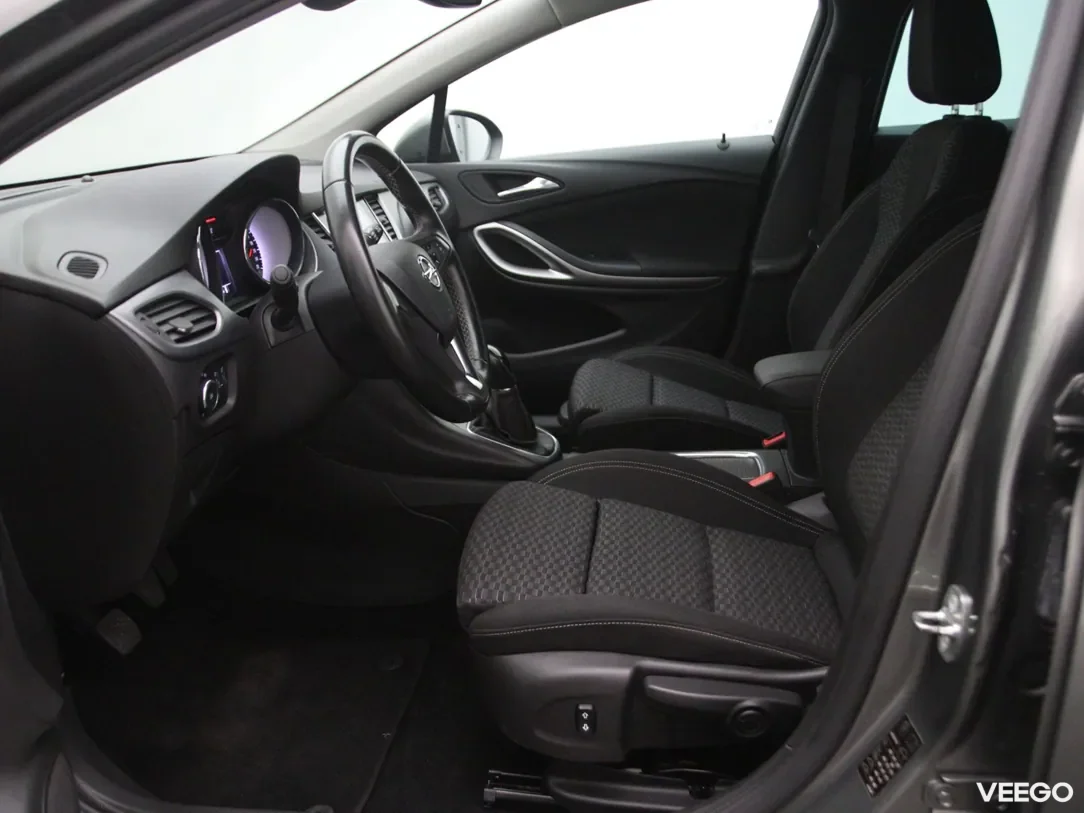 Opel Astra 1.6 81kW