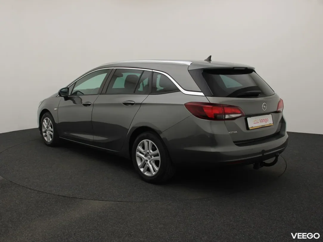 Opel Astra 1.6 81kW