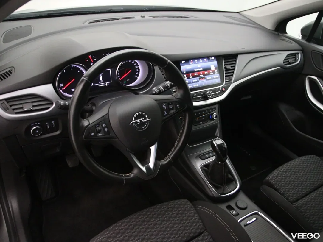 Opel Astra 1.6 81kW