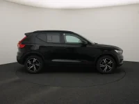 Volvo XC40 2 120kW thumbnail