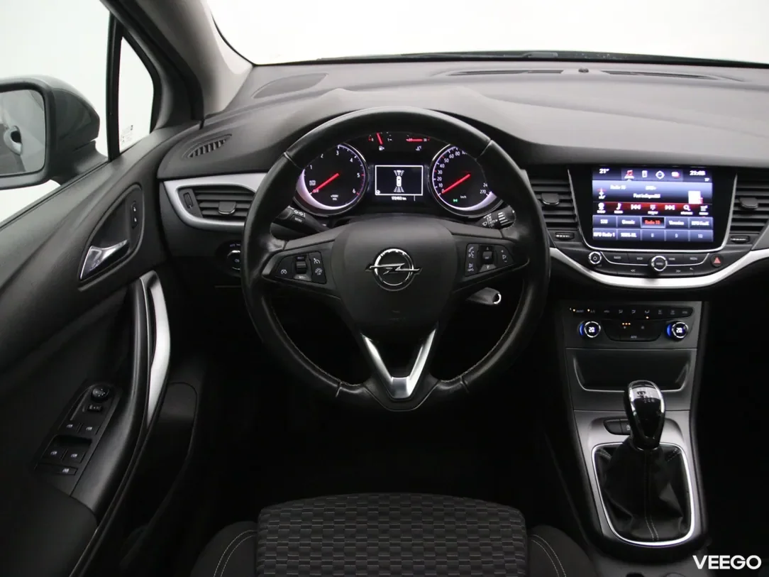 Opel Astra 1.6 81kW